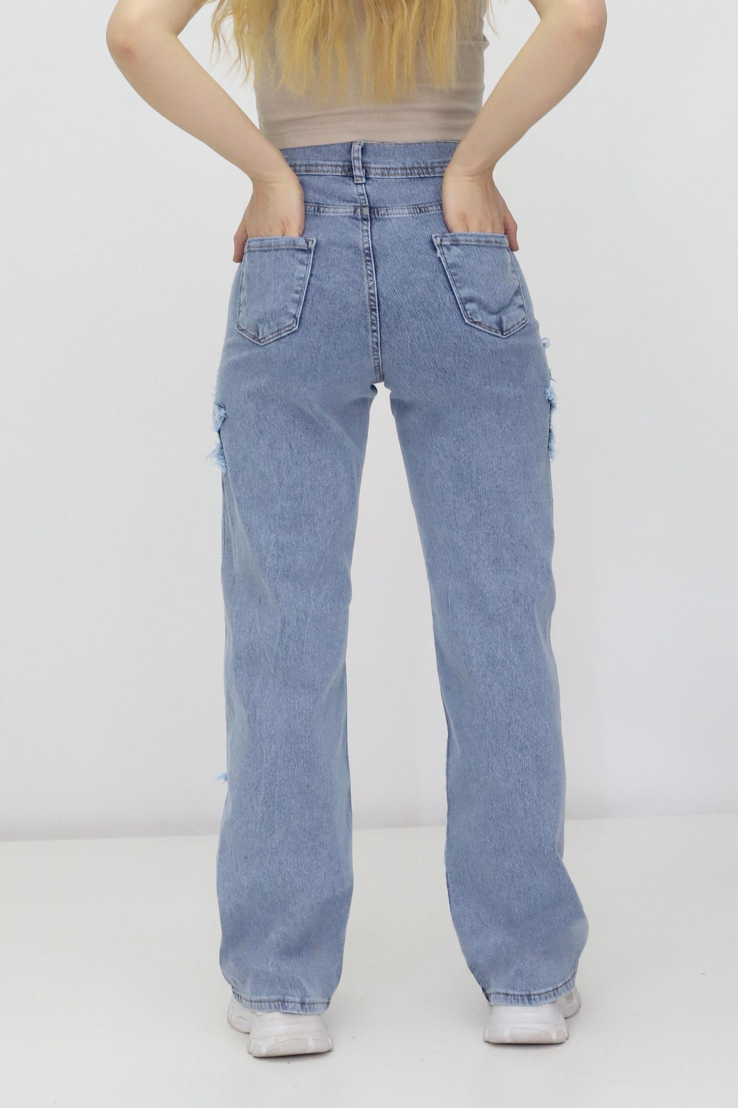 Kadın 4 Yıldız Detaylı Kot Pantolon – Yüksek Bel, Bol Paça, Mom Jeans