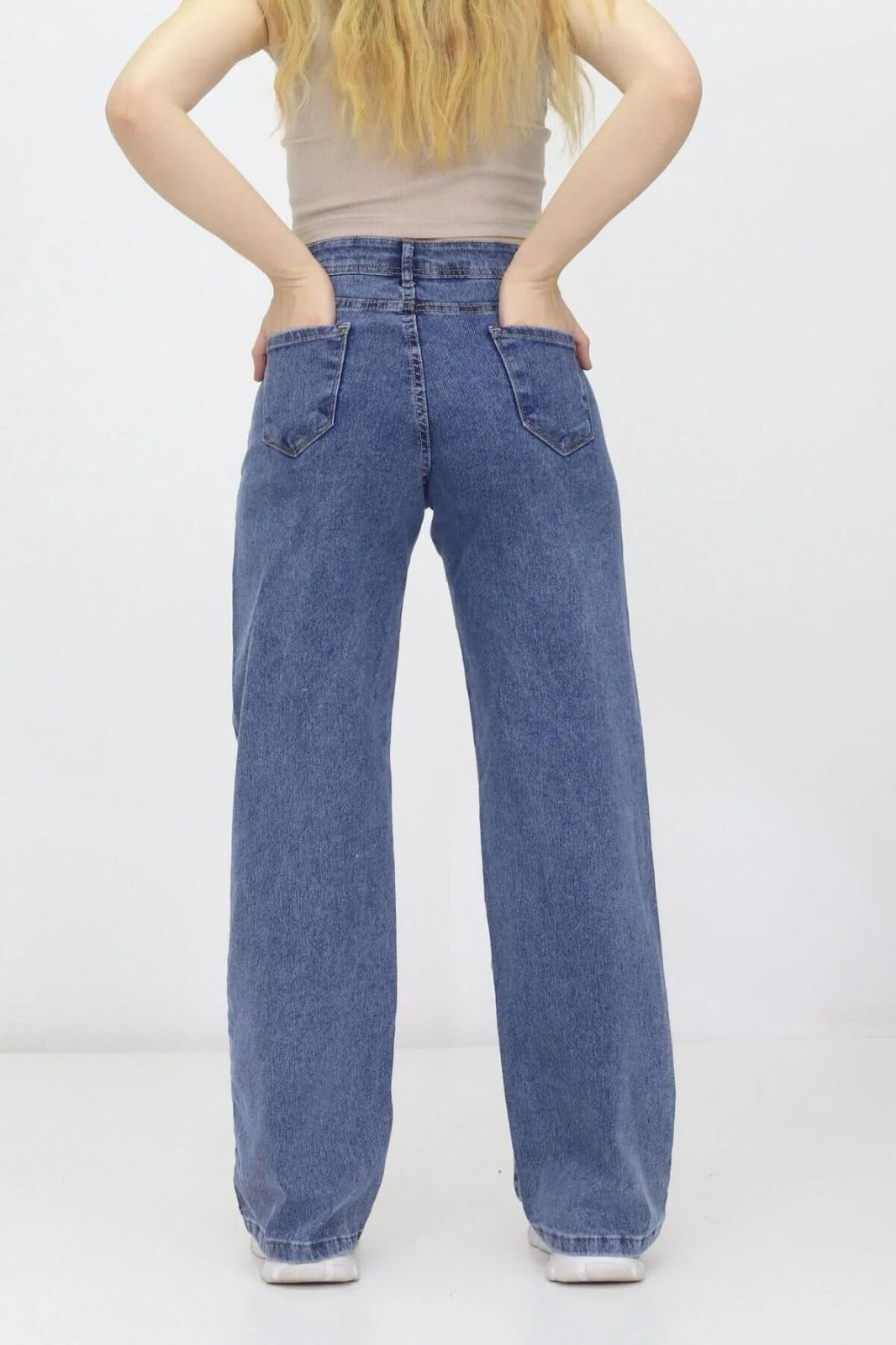 Kadın 6 Yıldız Detaylı Kot Pantolon – Yüksek Bel, Bol Paça, Mom Jeans