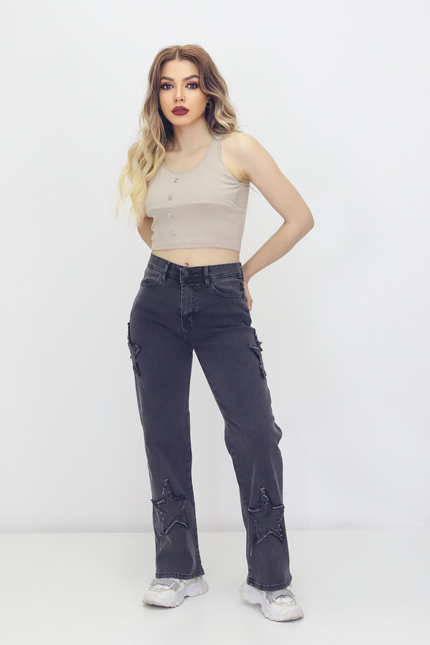 Kadın 4 Yıldız Detaylı Kot Pantolon – Yüksek Bel, Bol Paça, Mom Jeans